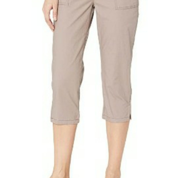 NWT Lee Capris - Picture 4 of 13